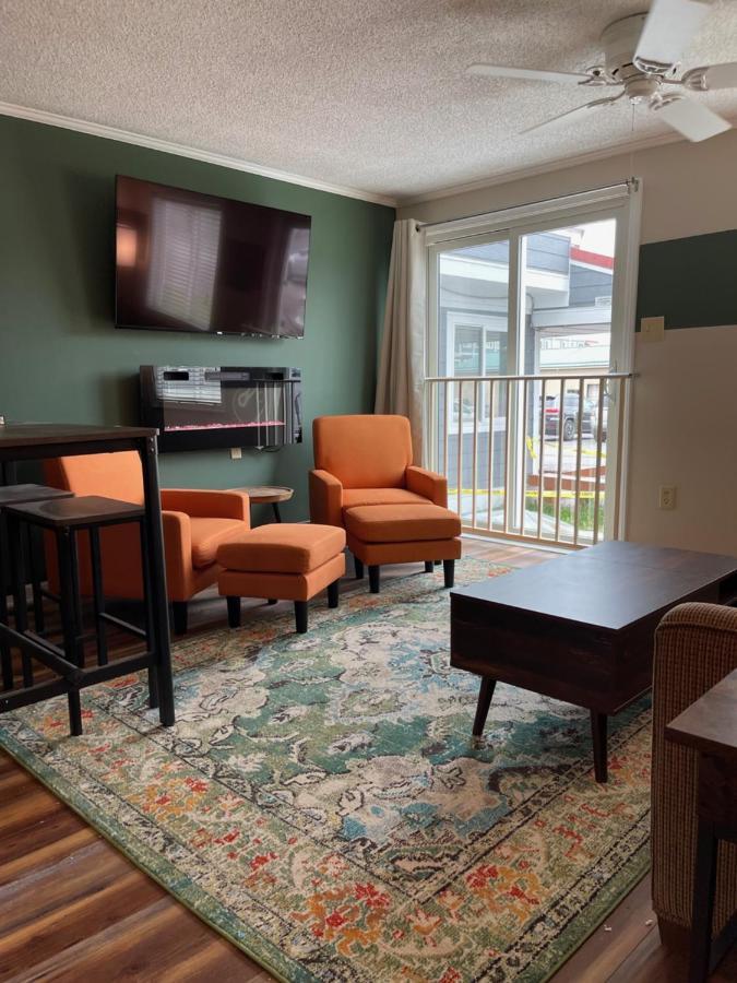 Mountain Lodge Getaway, Ski-In/Ski-Out, Heart Of The Village 스노우슈 외부 사진